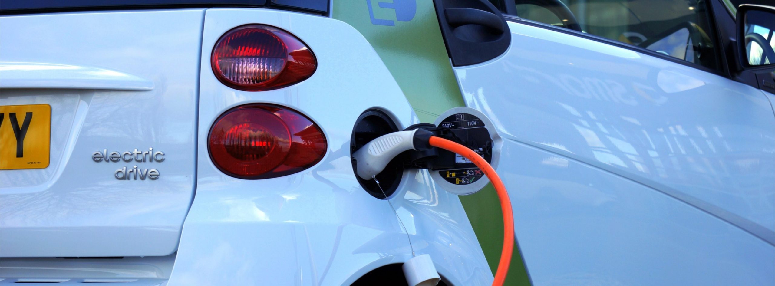 News – Electric Cars: Time to plug in?