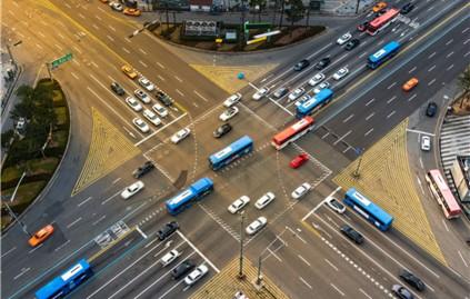 AI Navigating Intersections Through Trial and Error