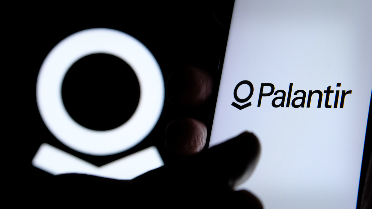 Palantir Shares Rocket on Strong Q4 Earnings Driven by AI Demand